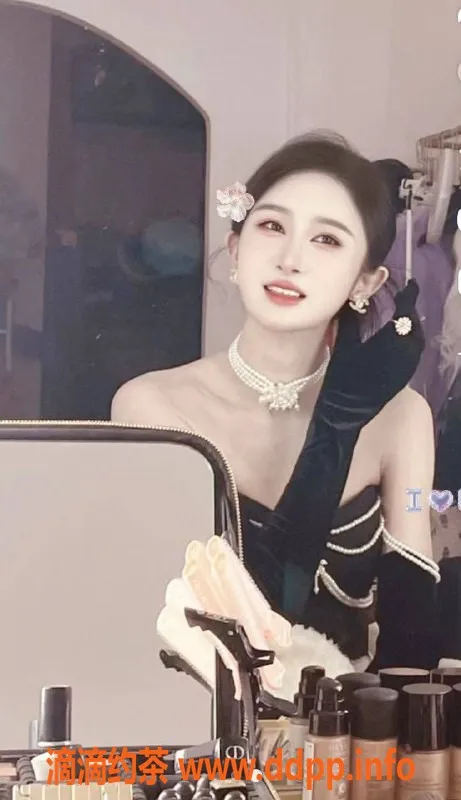 深圳楼凤-龙华雪梨，800元环游吸皮服务等你体验！