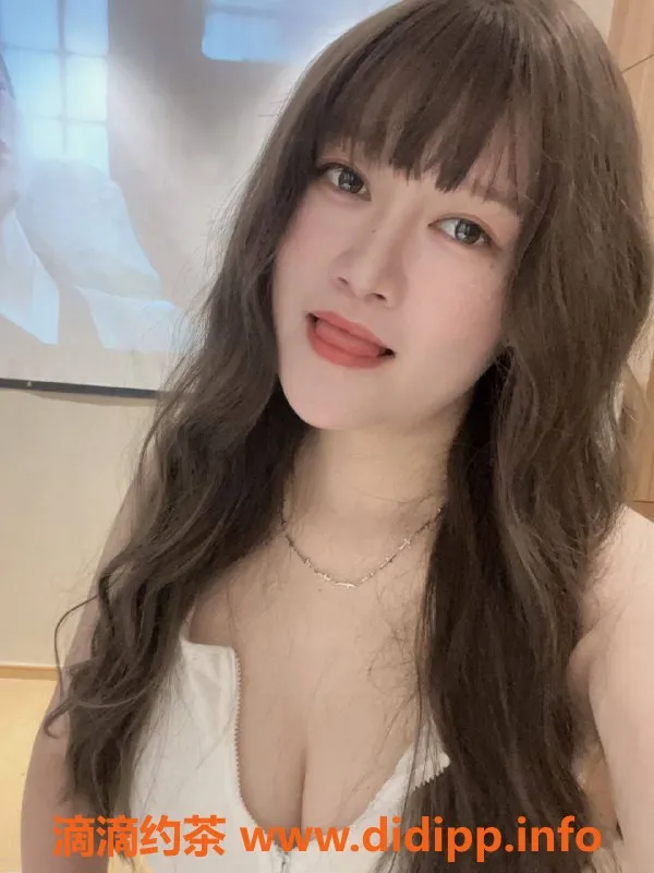 广州楼凤-天河虎牙，450元约会，真实视频验证