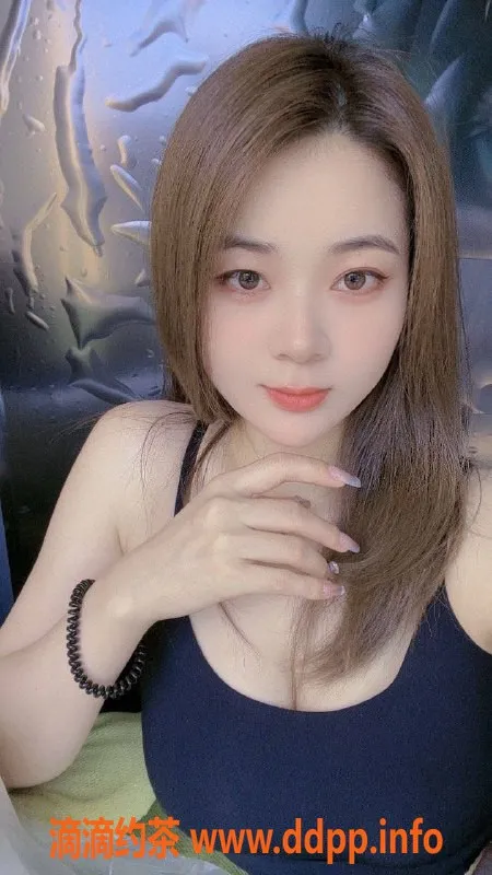 杭州楼凤资源信息,拱墅区月月，25岁160高大胸服务优质！