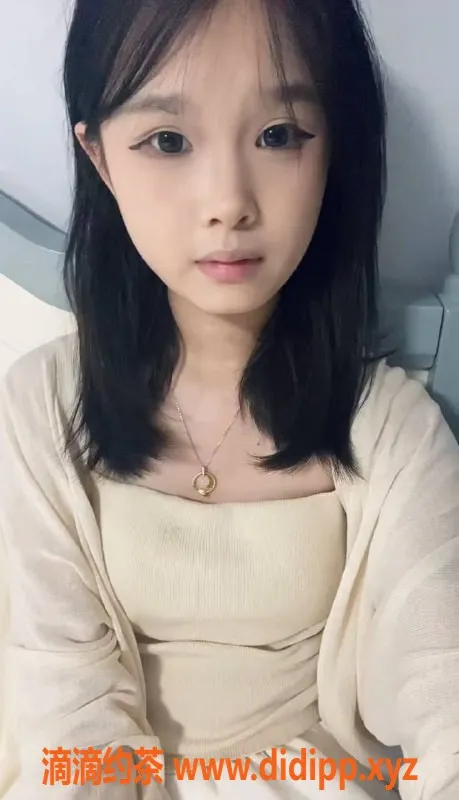 广州楼凤资源信息,番禺嫩妹雪梨，700元一晚体验不容错过