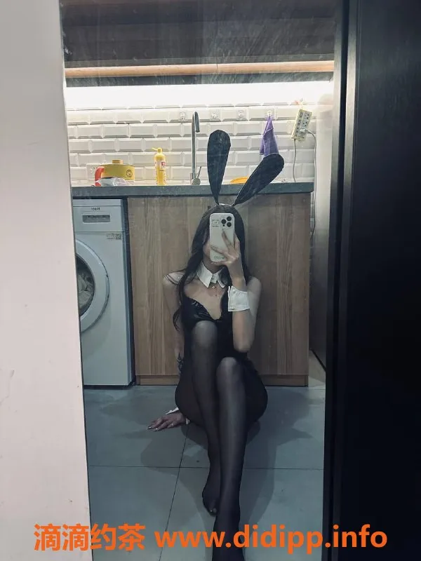 杭州楼凤资源信息,萧山嫩妹沛沛——160cm清纯萝莉，千元尽享服务