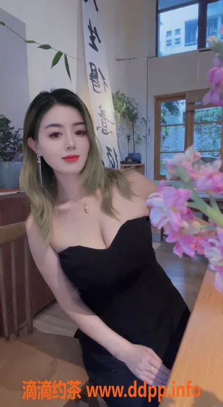 深圳楼凤资源信息,深圳樱子 25岁 168d大胸御姐600元起
