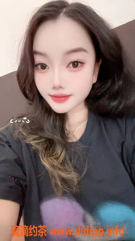 广州楼凤-天河李嘉欣，爆乳尤物，600元/次