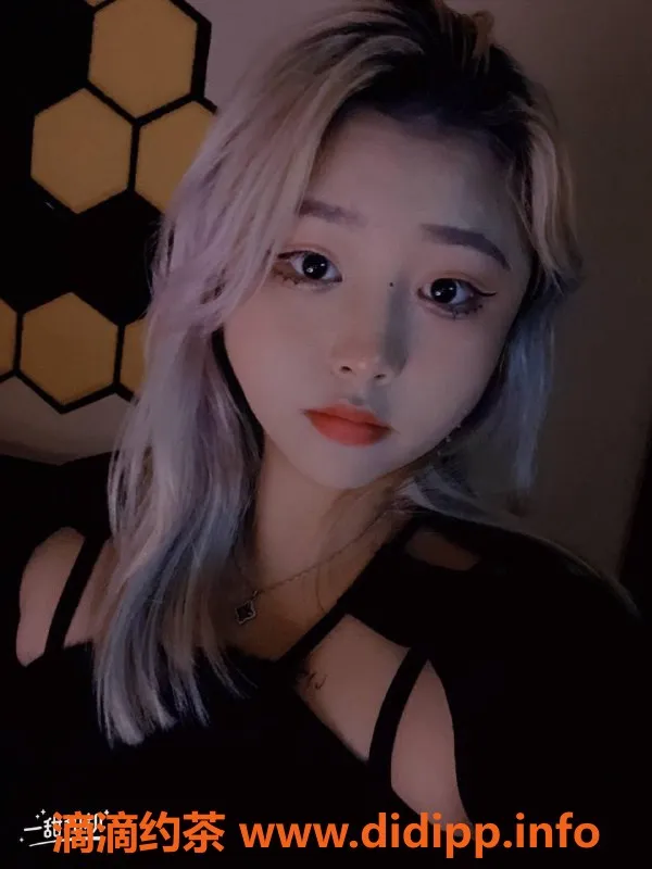 长沙楼凤-开福区西餐，20岁D罩杯，4p只要