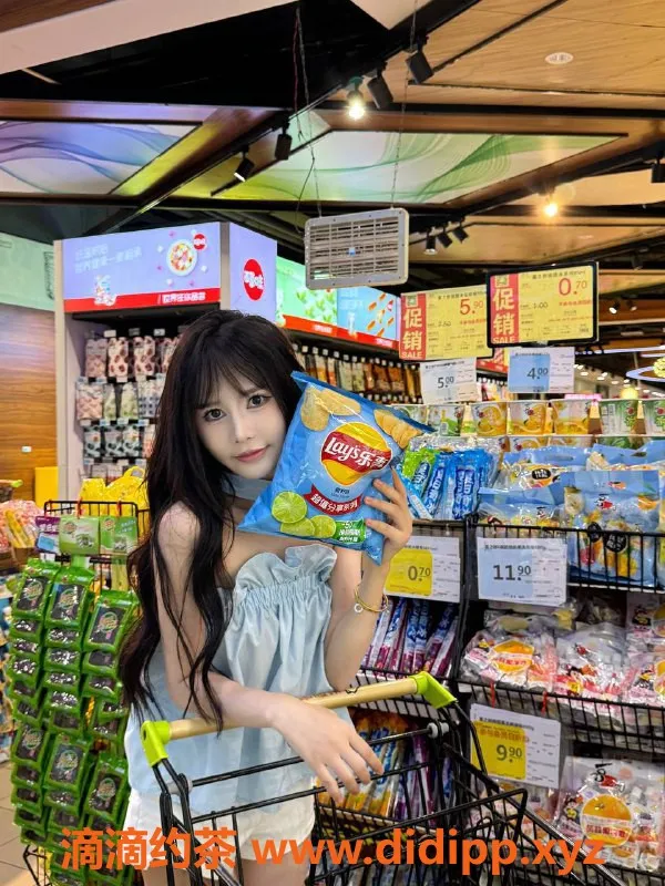 杭州楼凤-上城小仙女，包天服务，尽享舌吻与69互舔