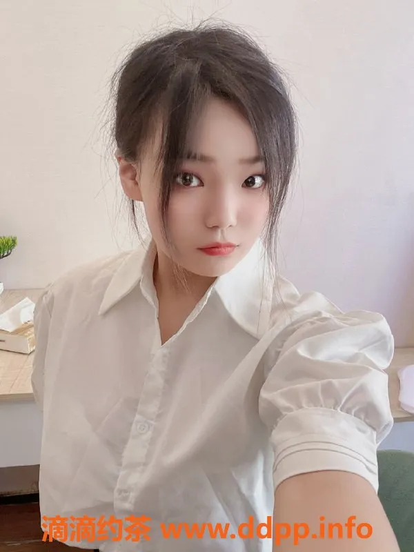 杭州楼凤-晴妹儿 | 163cm 102斤 36C | 1600元90分钟服务