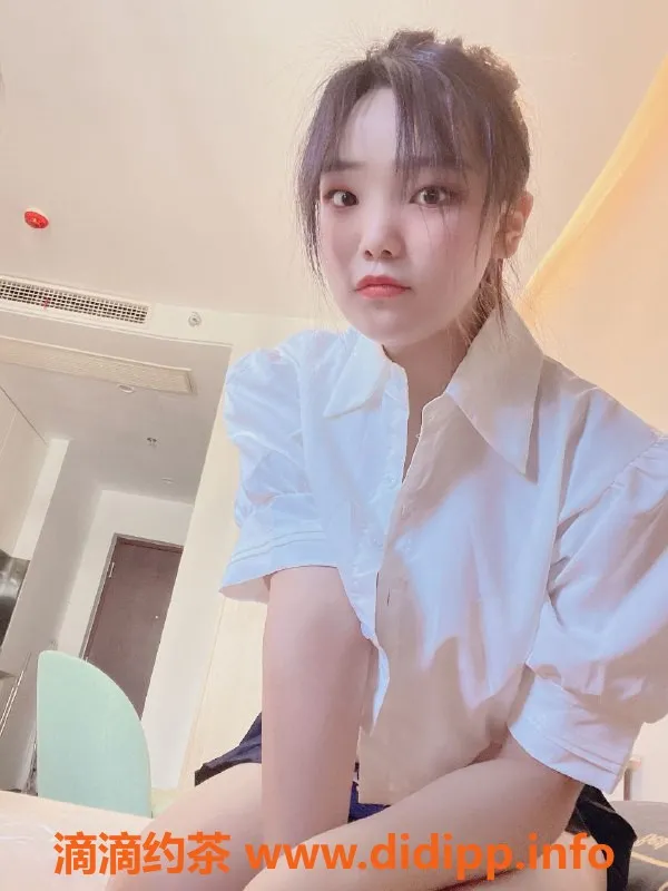 杭州楼凤-晴妹儿 | 163cm 102斤 36C | 1600元90分钟服务