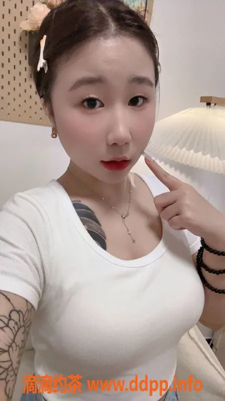 广州楼凤-天河嫩妹小奶子，价格700，诚心约哦！