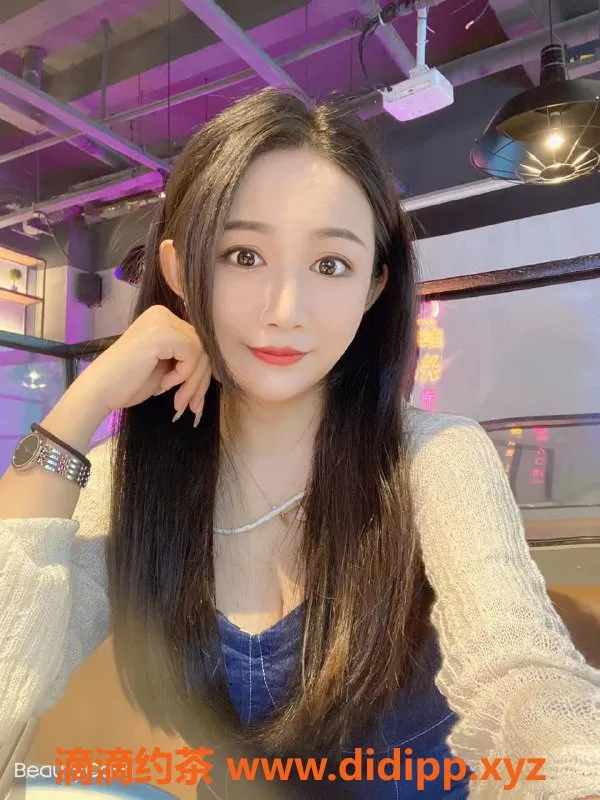 广州楼凤-天河嫩妹思思，688元体验清新服务