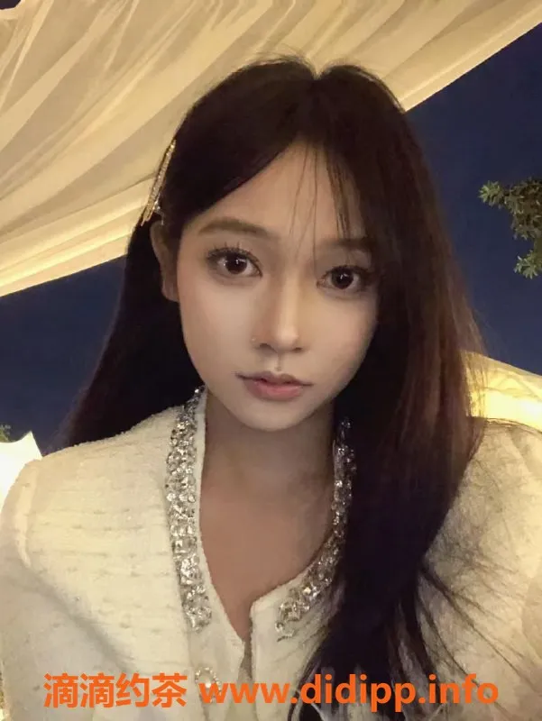 深圳楼凤资源信息,深圳龙华#悠悠，165cm，53kg，千元档嫩妹