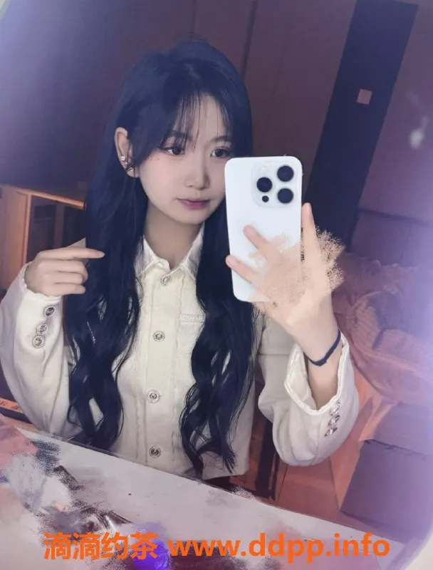 长沙楼凤-芙蓉区小柔，160cm，18岁，6p/9pp共浴服务