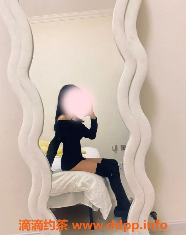 成都楼凤-成都小米粥17岁萝莉身材，700元超值服务