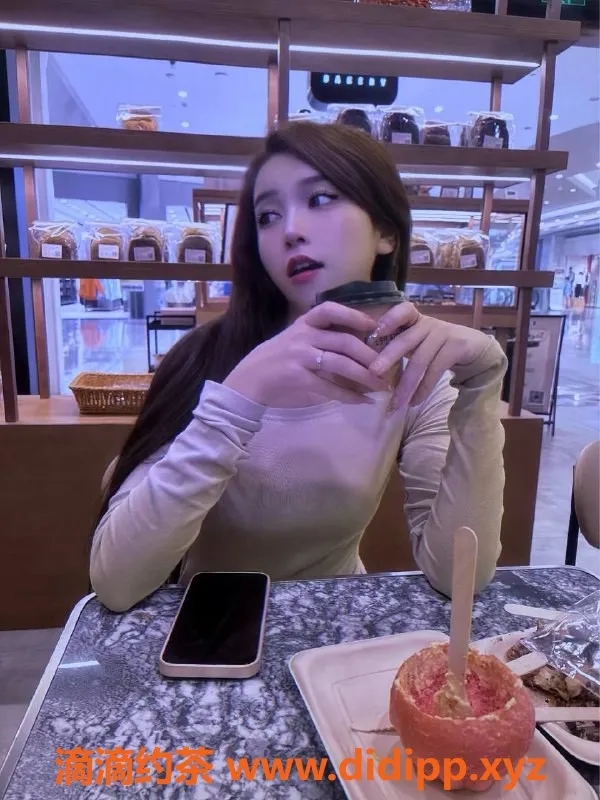 深圳楼凤-深圳周周，162cm，00年女生，千元档优质体验