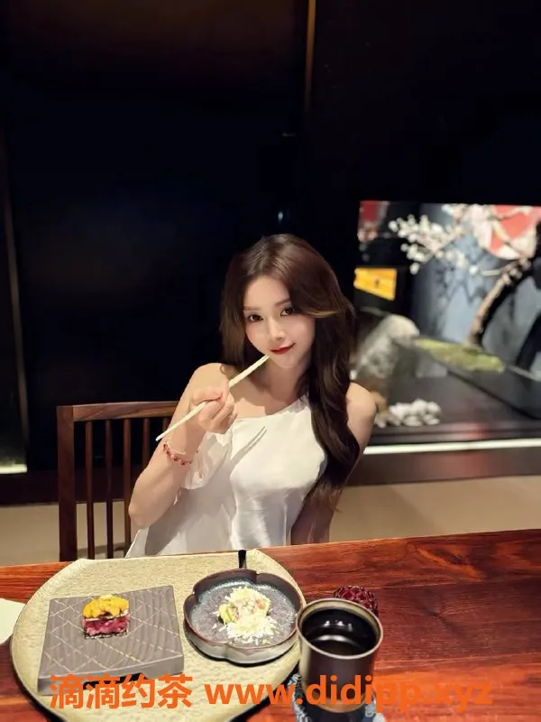 深圳楼凤-深圳周周，162cm，00年女生，千元档优质体验