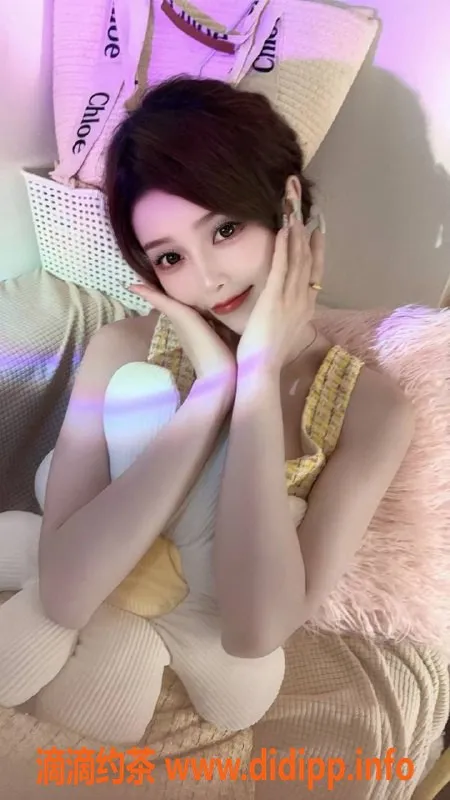 深圳楼凤-深圳周周，162cm，00年女生，千元档优质体验