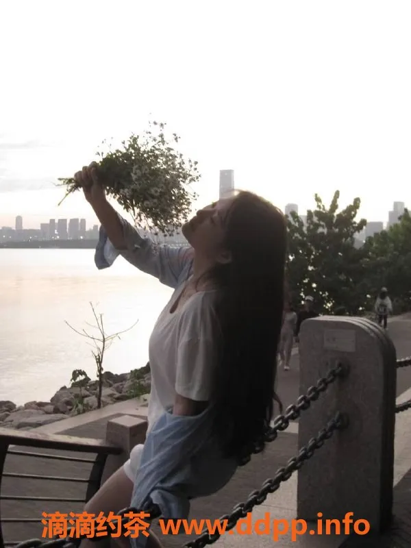 深圳楼凤-深圳福田素素，170cm，45kg，性价比高的优质服务