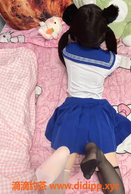 杭州上门服务-上城区慢酱cos老师，36C娇小萝莉可外出