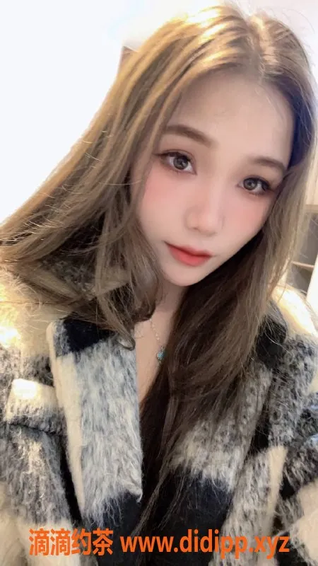 杭州楼凤-CC 20岁高档兼职女，身材苗条，专业服务