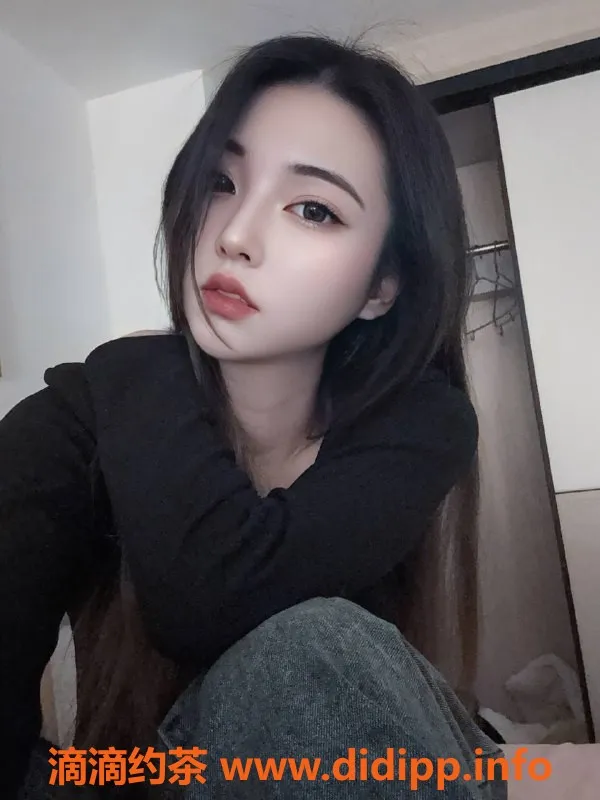 杭州上门服务-上城区馨儿18岁，颜值超高，1200元起上门