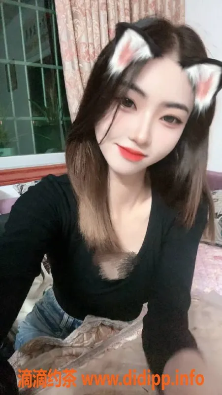 杭州上门服务-上城区馨儿18岁，颜值超高，1200元起上门