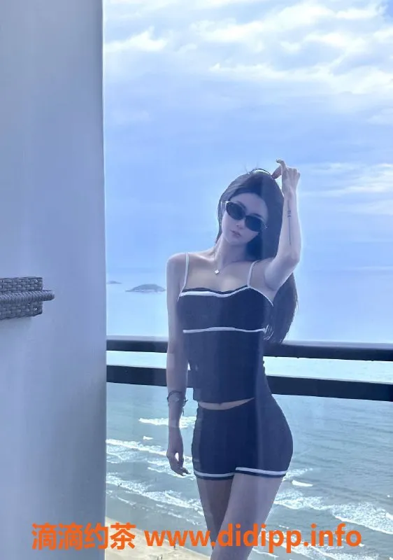 广州楼凤-天河KK，一字马女神，988元约玩