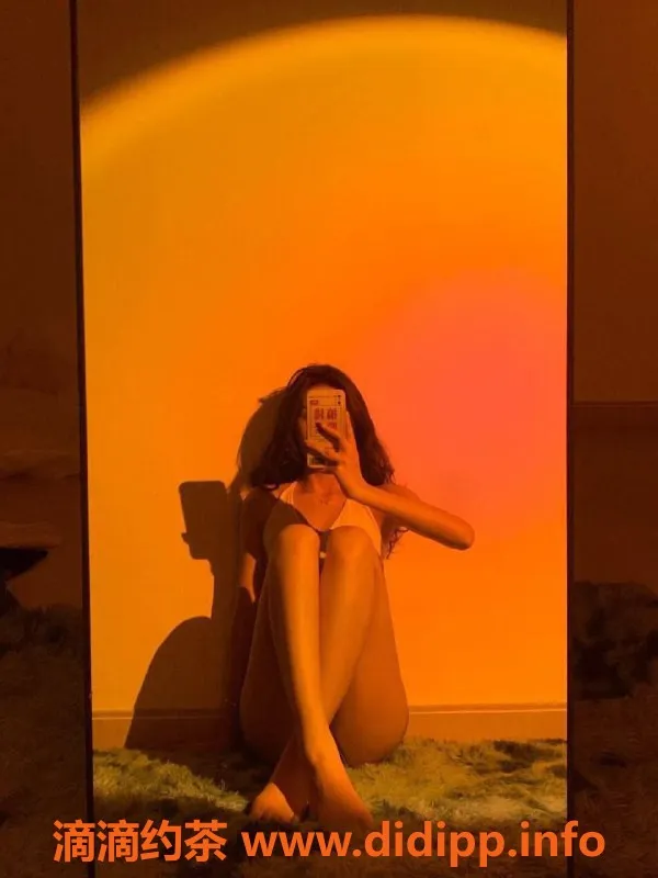 深圳楼凤资源信息,福田木瓜：168cm C杯，900元体验不一样的服务