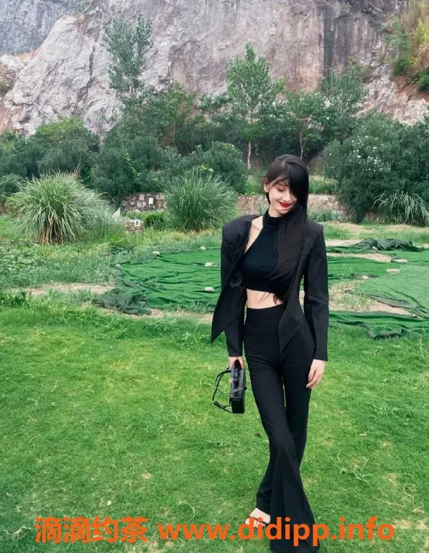 杭州楼凤-滨江区178模特文妮，热情大方，纯天然