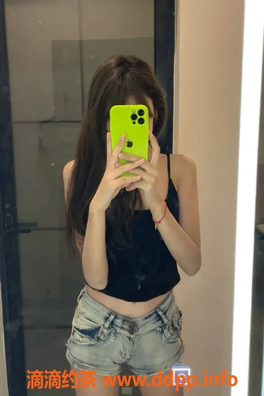 广州楼凤-天河嫩妹糖糖，600元/小时超值体验！