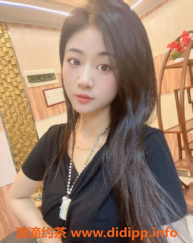 深圳楼凤-龙岗萌萌，161cm B罩杯，800元起服务！