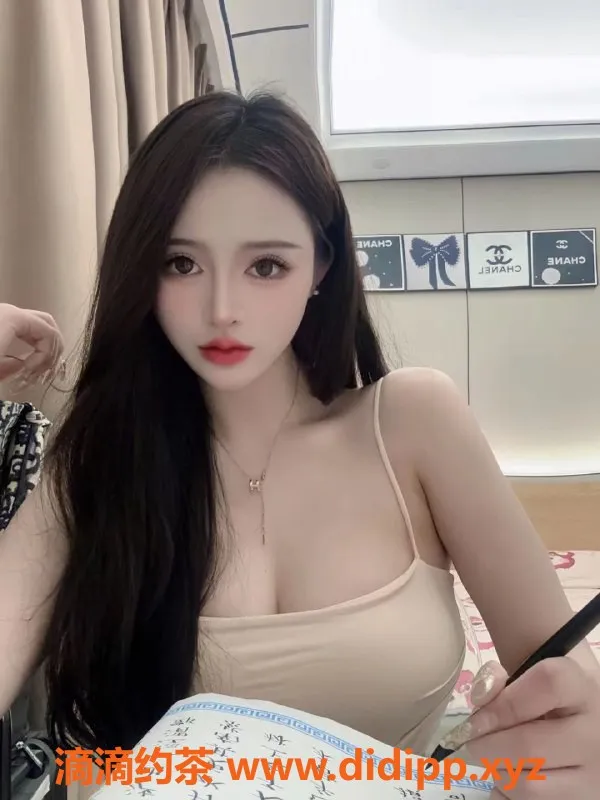 杭州楼凤资源信息,杭州香奈儿 173cm大胸美女，1200元约会