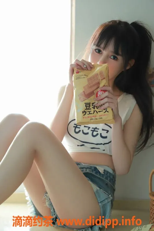 杭州楼凤资源信息,上城区嫩妹小梨，身高162cm，价格1200起