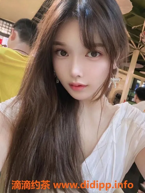 深圳楼凤-25岁御姐淡紫，深圳南山千五档服务