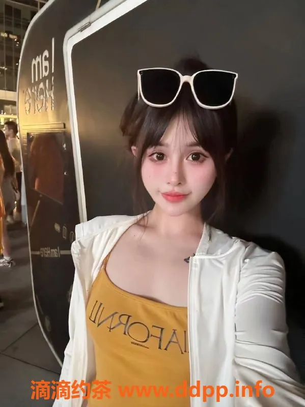 成都楼凤-成都小雪，23岁，161cm，90斤，服务优质