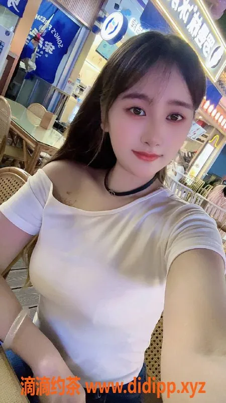 广州楼凤-天河御姐童童，700p/1300pp视频验证美颜照