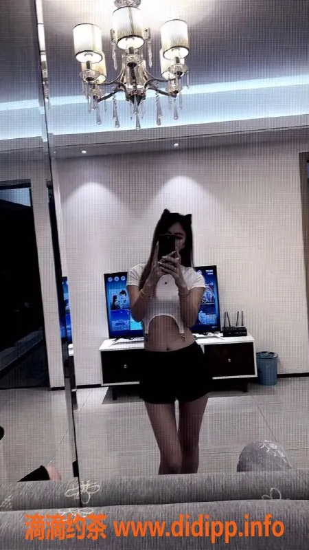 广州楼凤-天河龙儿，只需1000p尽享优质服务