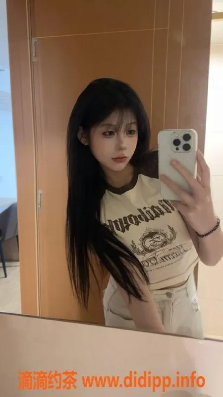 杭州楼凤-亲民女孩雪雪，陪你度过快乐时光