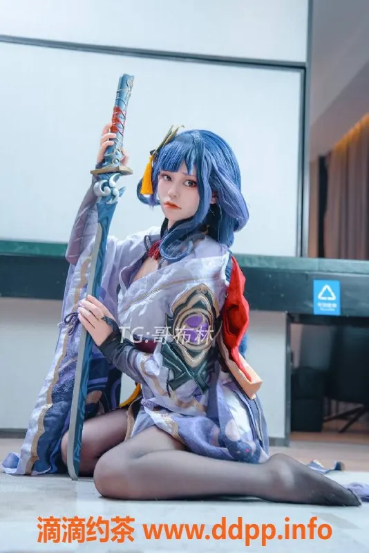 广州楼凤-海珠嫩妹哥布林，COS风格诱惑仅需1000元