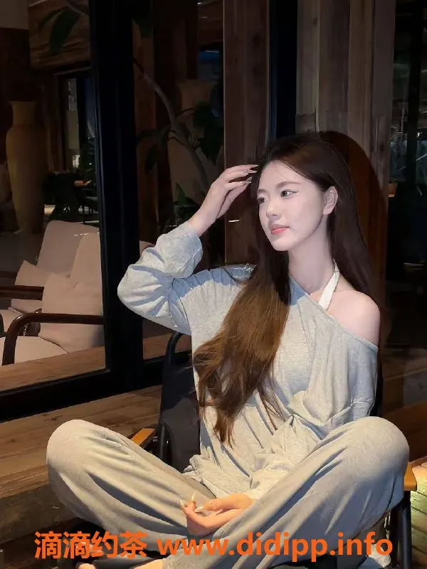 深圳楼凤-龙岗坂田芊阡，课费1200p，超值体验！