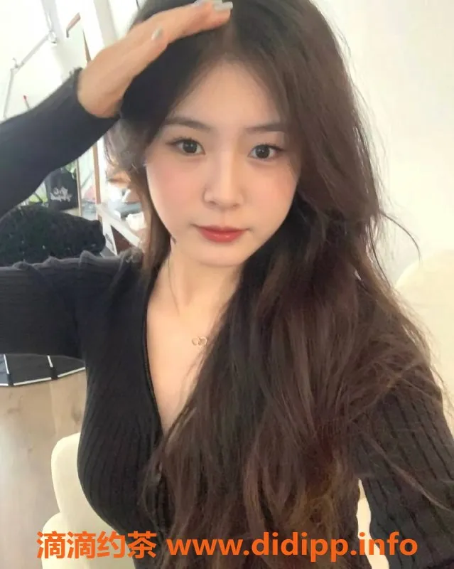 广州楼凤-天河嫩妹兔兔，视频验证，700元约哦！