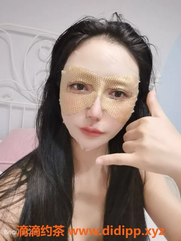 深圳楼凤资源信息,南山白白，169cm身材 34C，服务舒心