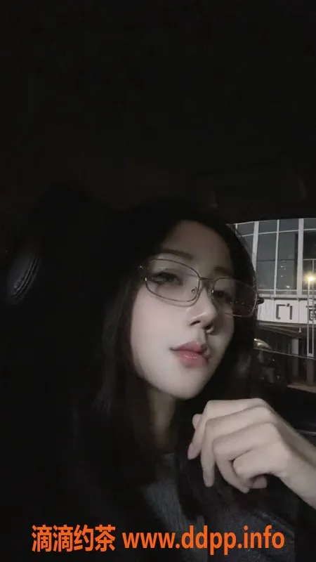 深圳楼凤-深圳南山甜酒，162高43轻，999元服务等你体验！