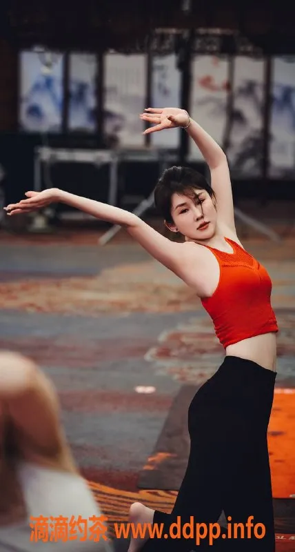 广州楼凤-海珠小鱼，真实视频验证，600元一小时