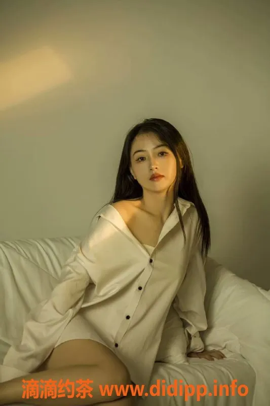 杭州楼凤-深圳梓萱，26岁，162cm，48kg，700元体验