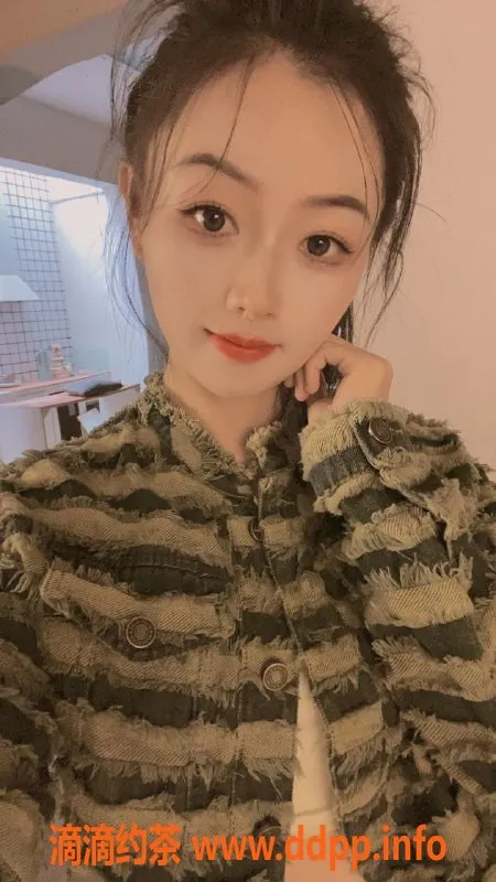 杭州楼凤-深圳梓萱，26岁，162cm，48kg，700元体验