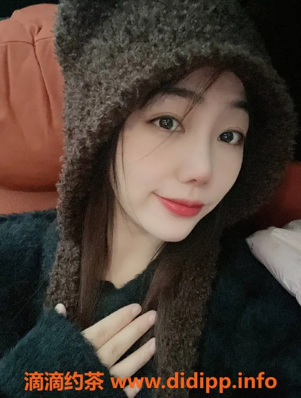 深圳楼凤-南山怡文，900元深喉制服服务超值体验