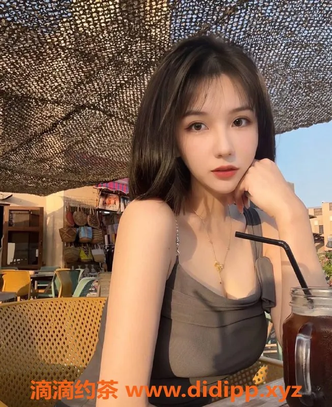 深圳楼凤-深圳南山小柠檬，21岁165c，诱惑服务等你来体验！