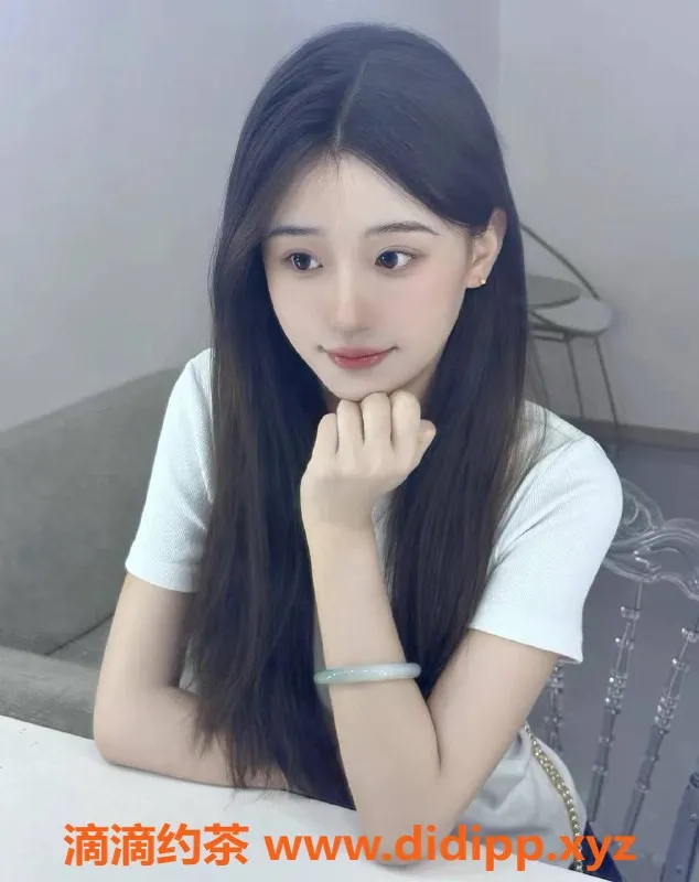 深圳楼凤-南山金书妍1500起，制服丝袜等你体验