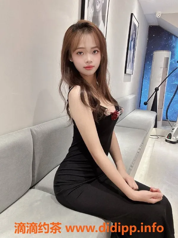 东莞楼凤-南昌小妹玲玲，清纯可爱，服务一流