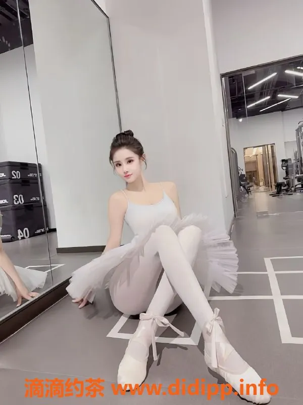 南京楼凤-南京江宁柚子君，私聊预约轻松享受