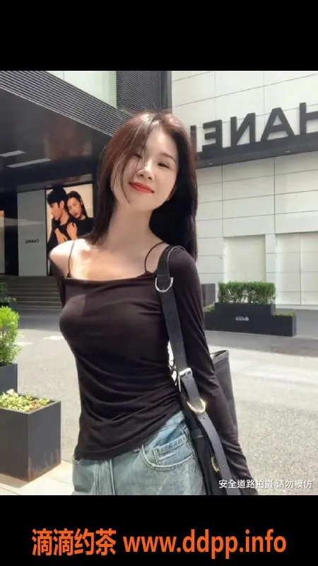 杭州楼凤-24岁雪儿，身高163厘米，43公斤超高服务体验